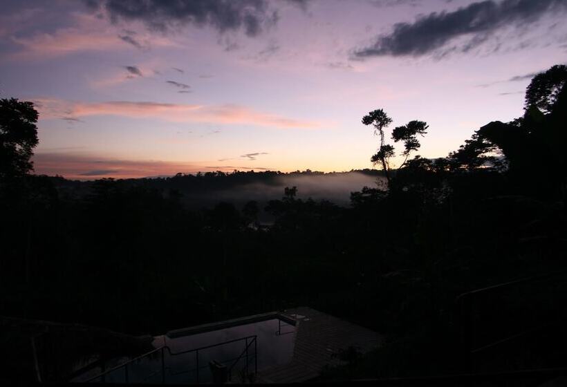 호텔 Hamadryade Lodge