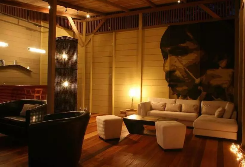 فندق Hamadryade Lodge