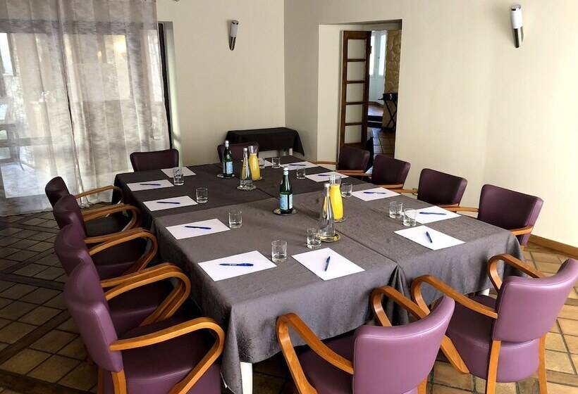 Отель Hôtel La Table 2 Giffon