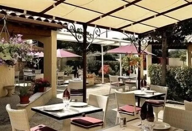 هتل Logis Hôtel Le Mistral Restaurant Montélimar Sud