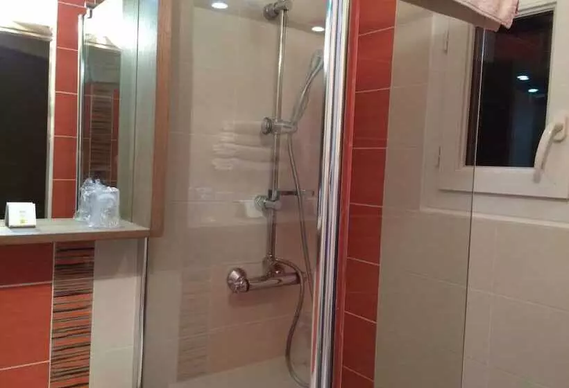 هتل Logis Hôtel Le Mistral Restaurant Montélimar Sud