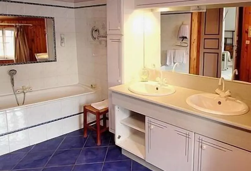 Отель Le Prieuré