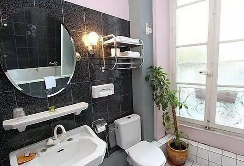 Отель Le Prieuré