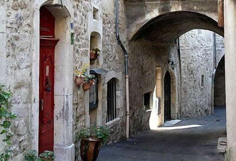 فندق Le Prieuré