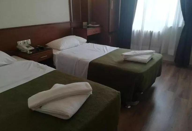 Lyon Hotel İstanbul