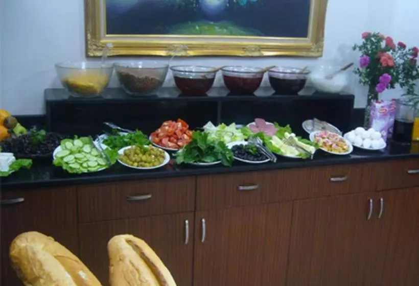 Lyon Hotel İstanbul