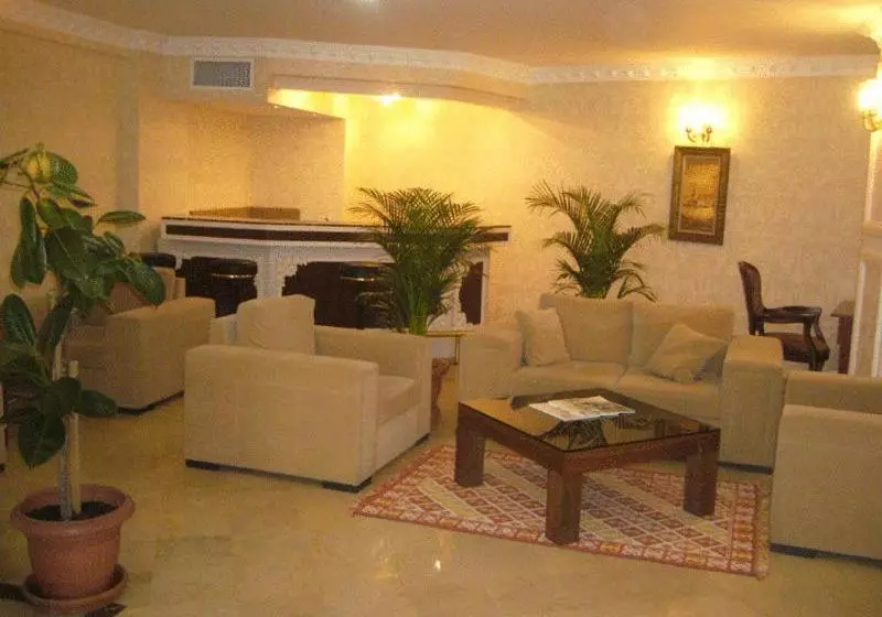 Lyon Hotel İstanbul