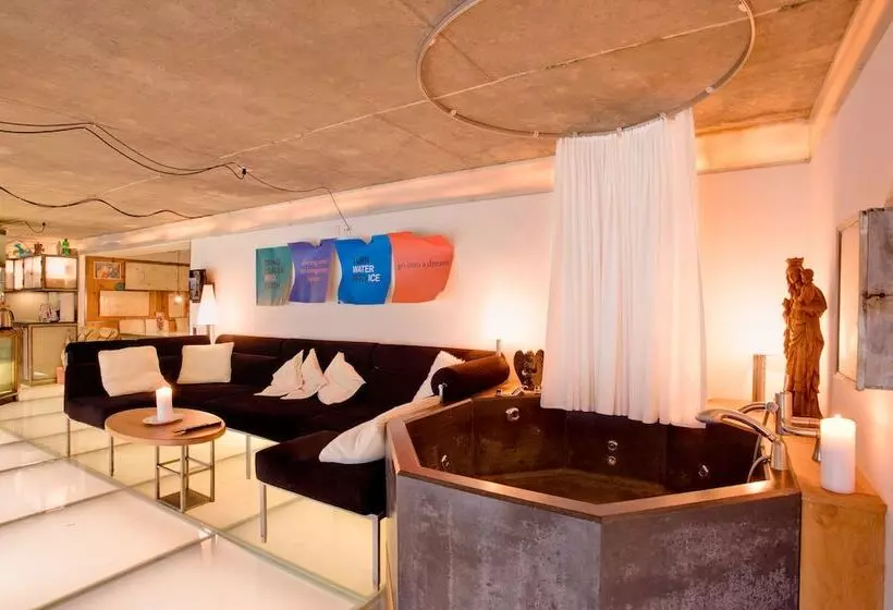 ホテル Mountain Exposure Luxury Chalets & Penthouses & Apartments