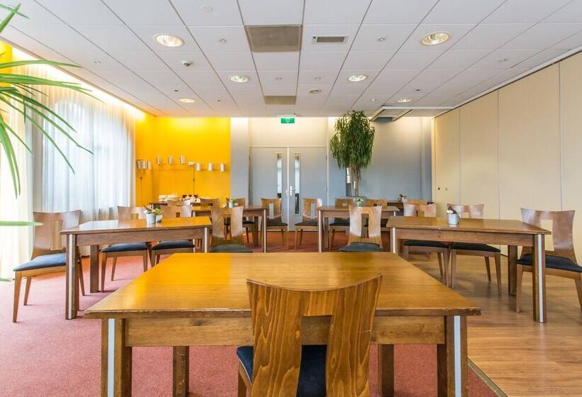 Отель Restaurant Ruimzicht