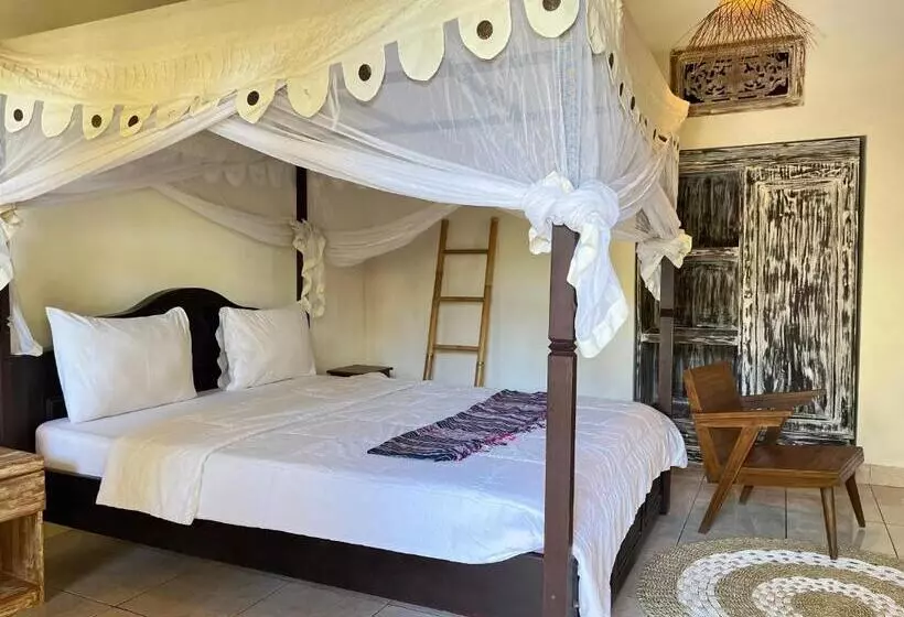 پانسیون Adi S Bungalow