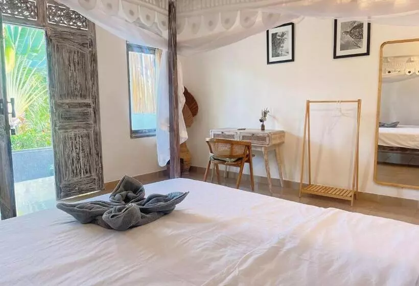 پانسیون Adi S Bungalow