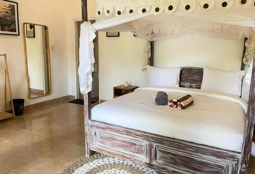 پانسیون Adi S Bungalow