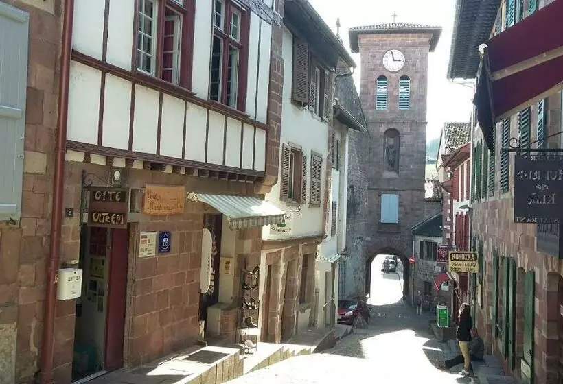 ユースホステル Gîte Ultreia Vertes Montagnes