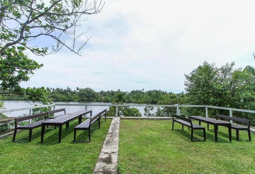 Hotel Rimakvin River Edge Resort & Banquet