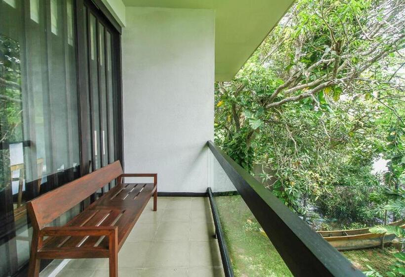 Hotel Rimakvin River Edge Resort & Banquet