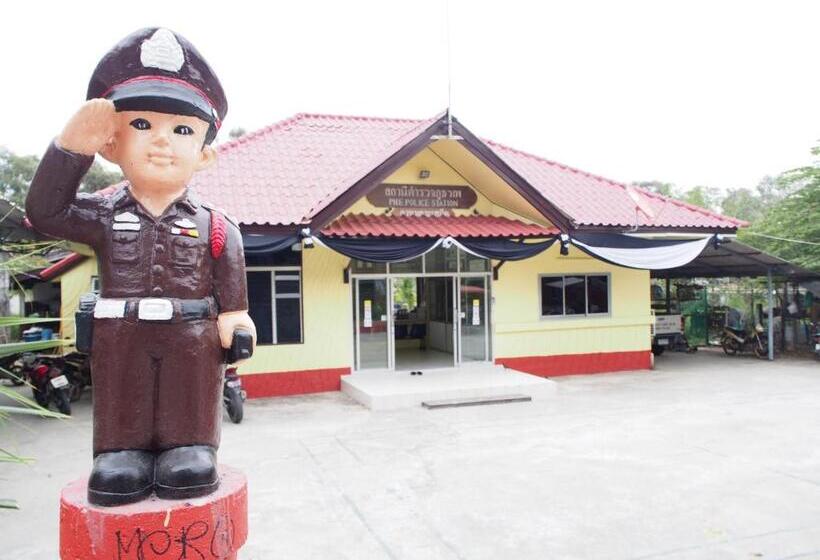 Pensió Samed Runa Village