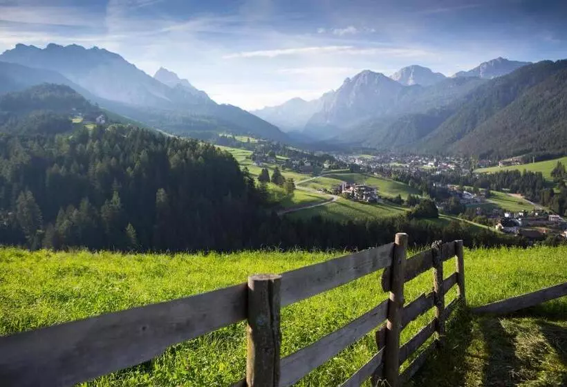 Bella Vista Hotel Emma