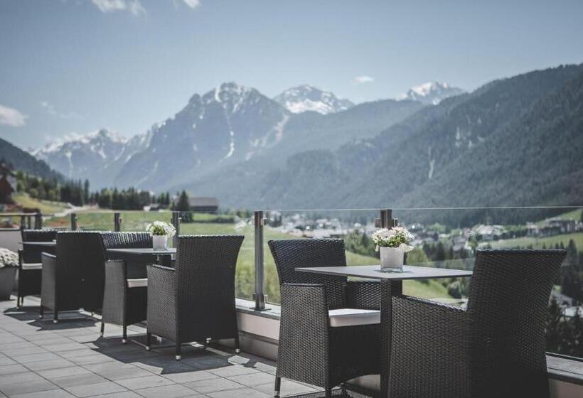 Bella Vista Hotel Emma