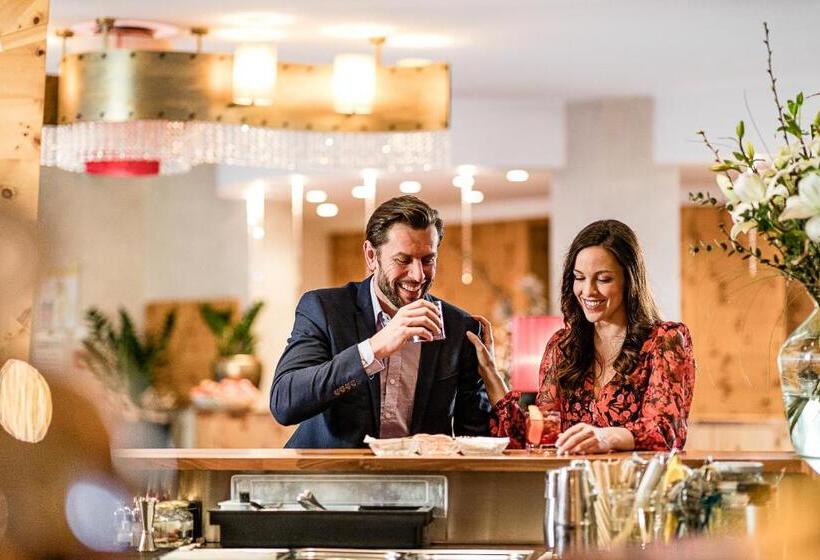 Bella Vista Hotel Emma