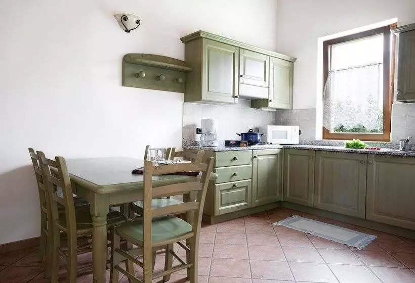 ホテル Agritur La Cort