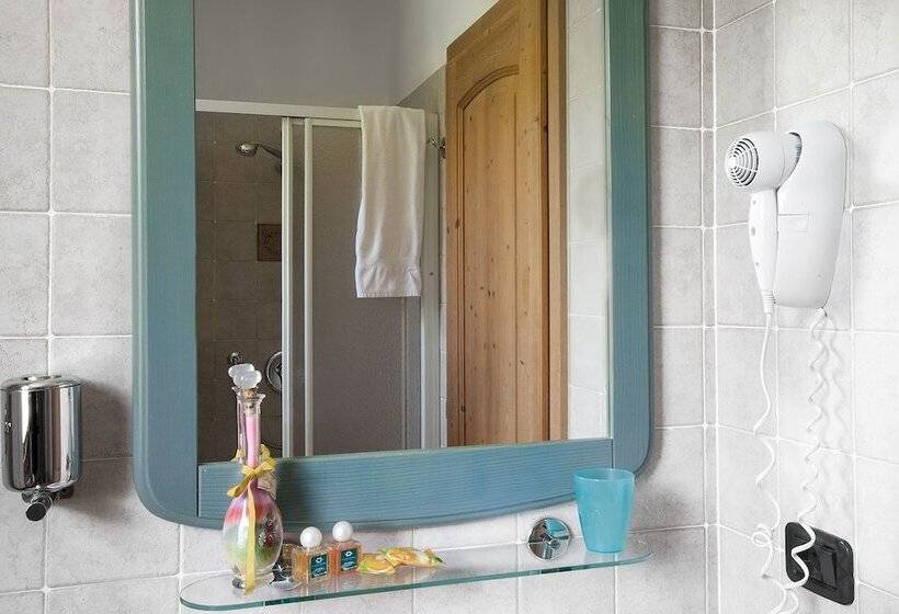 فندق Agritur La Cort