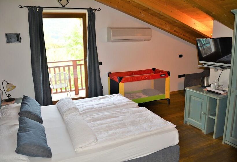 فندق Agritur La Cort