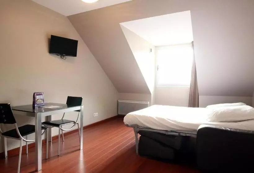 酒店 Aux Balcons Du Sancy