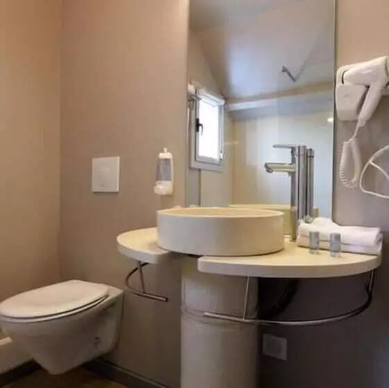 酒店 Aux Balcons Du Sancy