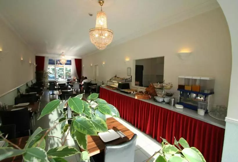 Отель Duinzicht