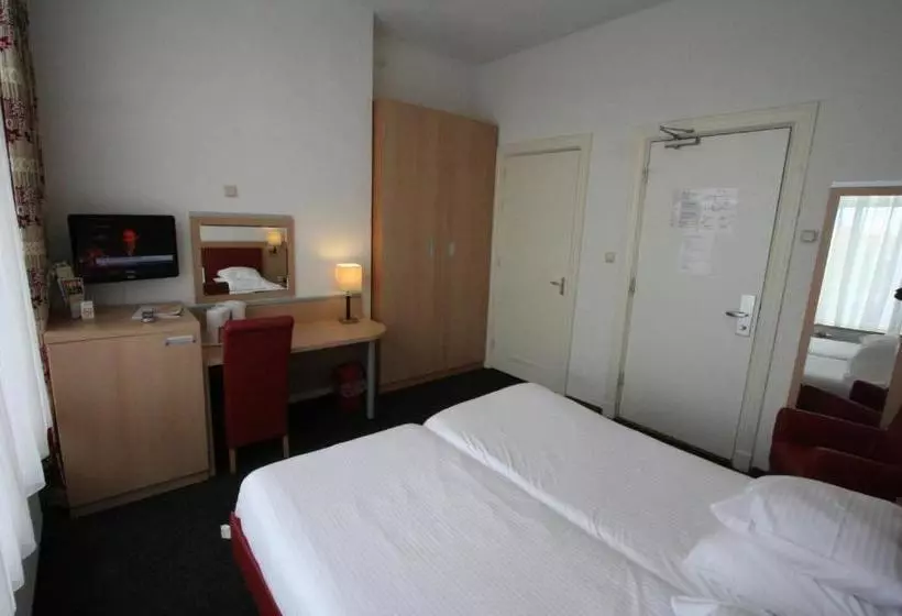 Отель Duinzicht