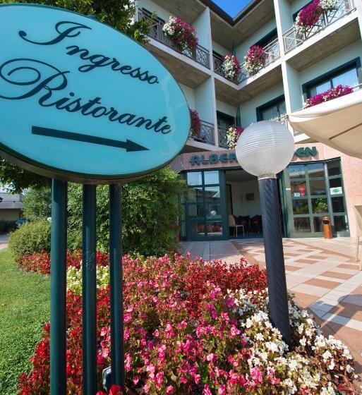 בית מלון כפרי Eden