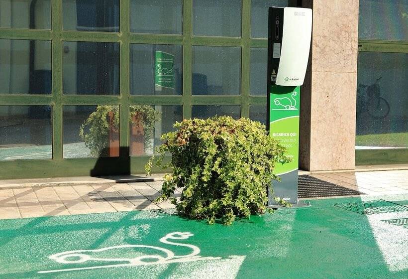 בית מלון כפרי Eden