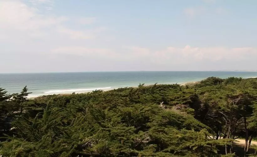 ホテル Hôtel Des Deux Mers