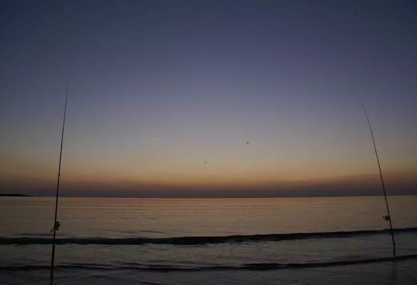 ホテル Hôtel Des Deux Mers