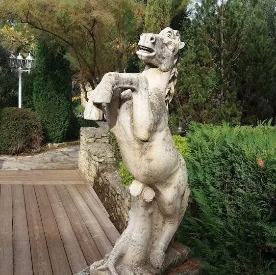 호텔 Hôtel Lou Mistralou