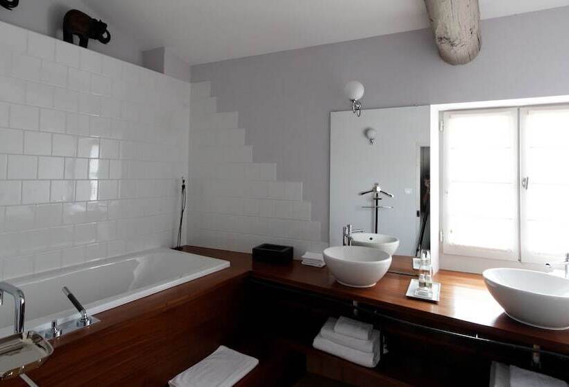 هتل La Maison Sur La Sorgue   Esprit De France