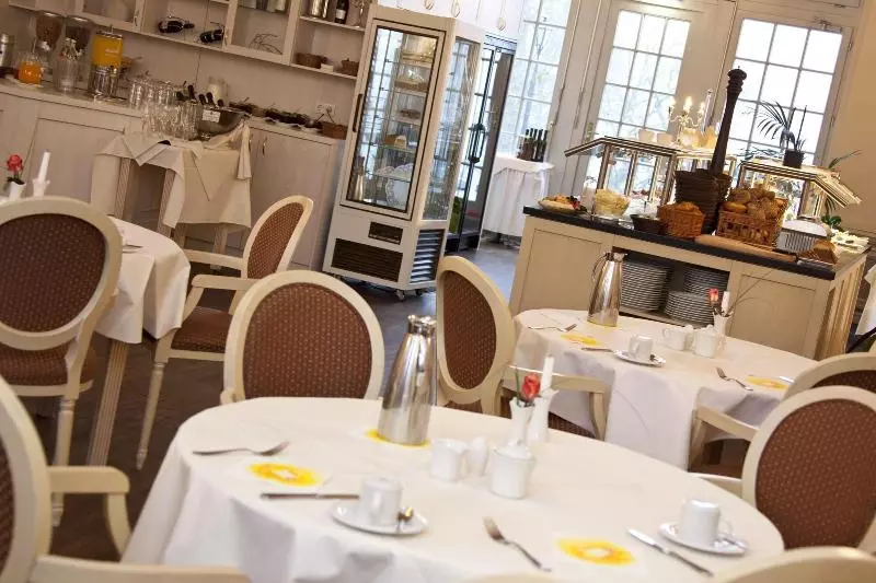 Seehotel Schloss Klink