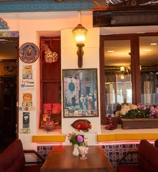 Отель Seven Dreams