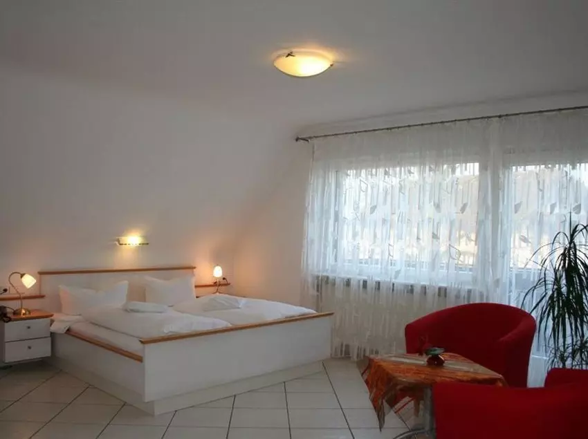 Отель Land Laube