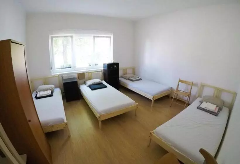 هاستل Guesthouse Greenslo