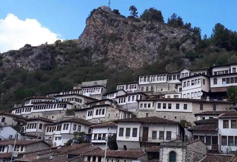 تختخواب و صبحانه Omer The Ottoman House