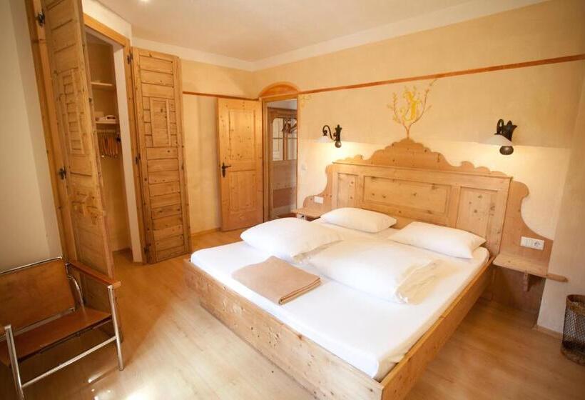 Piccolohotel Tempele Garni