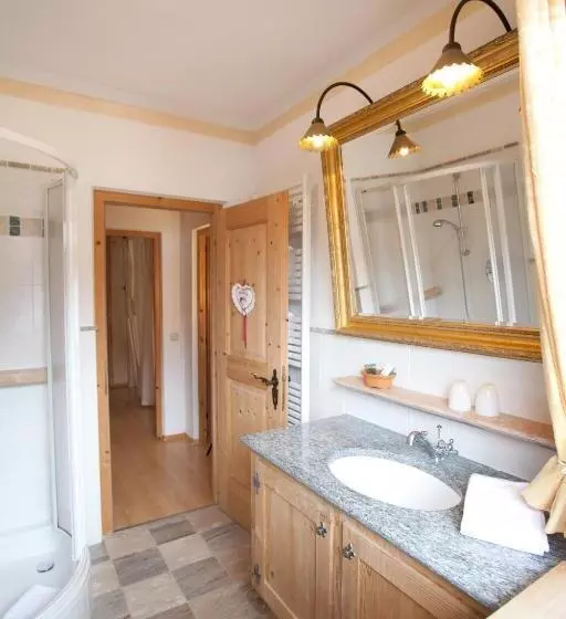 Piccolohotel Tempele Garni