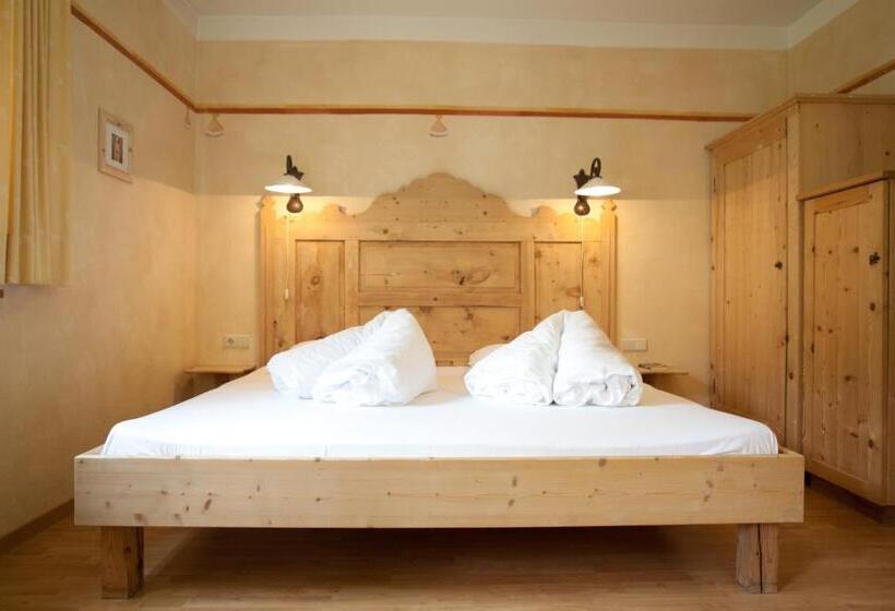 Piccolohotel Tempele Garni