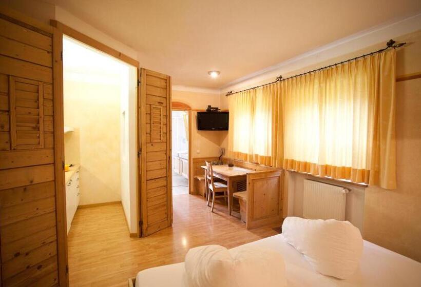 Piccolohotel Tempele Garni