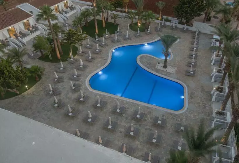 Hotelli Bohemian Gardens