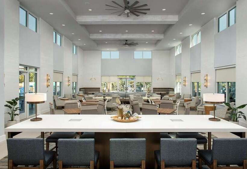 هتل Homewood Suites By Hilton Destin