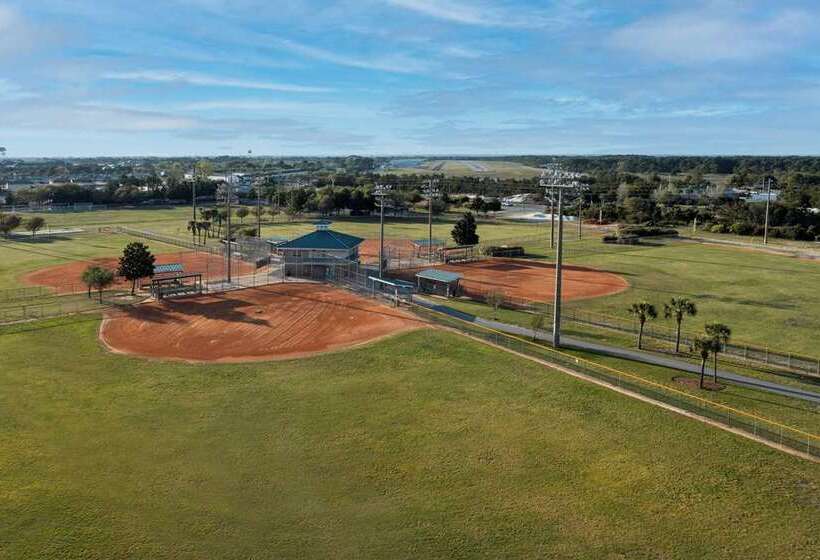 هتل Homewood Suites By Hilton Destin