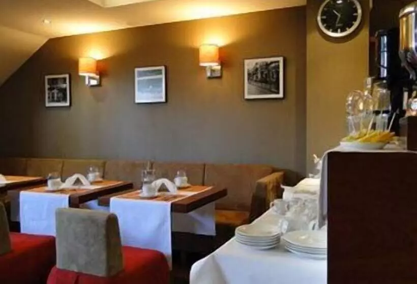 Hotelli Atrium