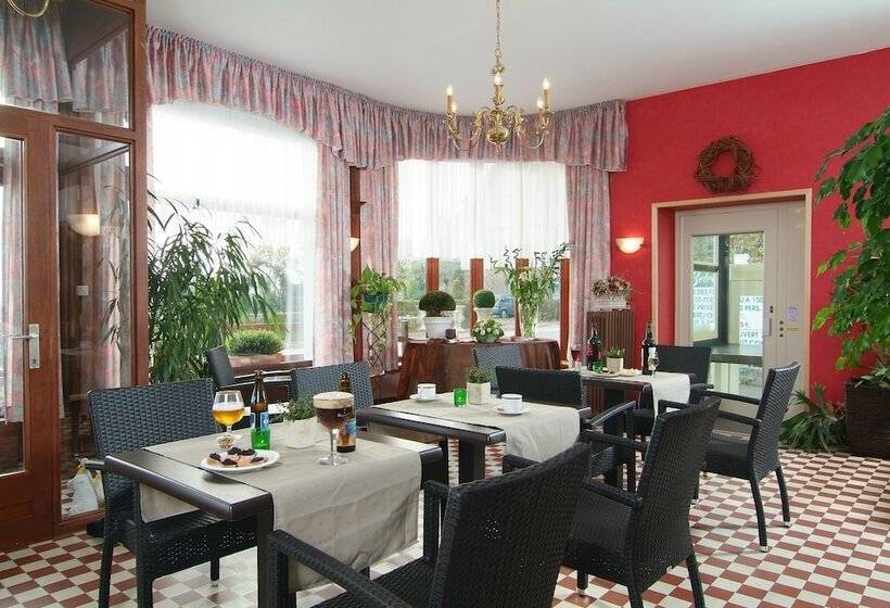 Отель Belvedere